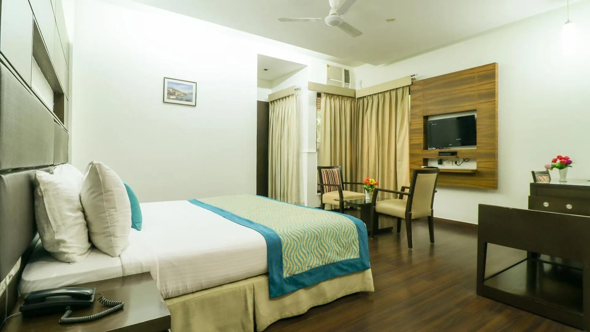 Convenient Executive Studio Near Mg Road Metro Gurgaon